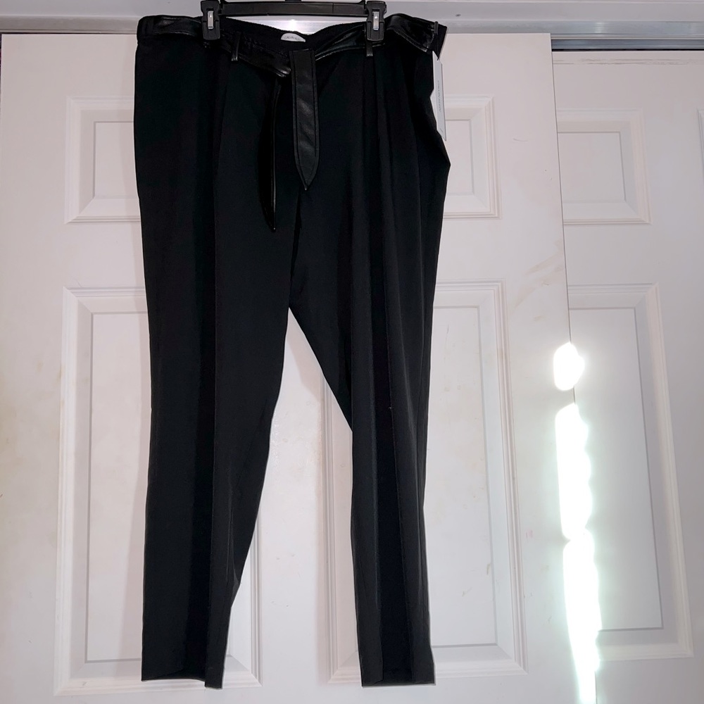 NWT Calvin Klein Dress Pants with Leather Belt. Size 16W